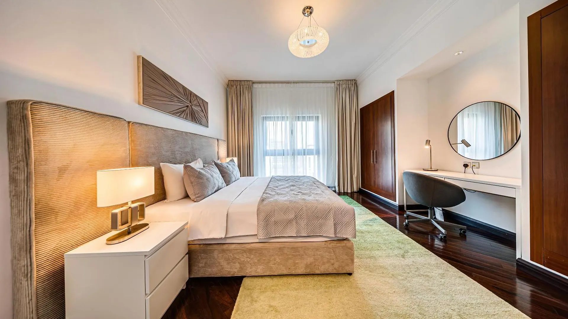 Spacious Family Apartment On The Palm Dubai
