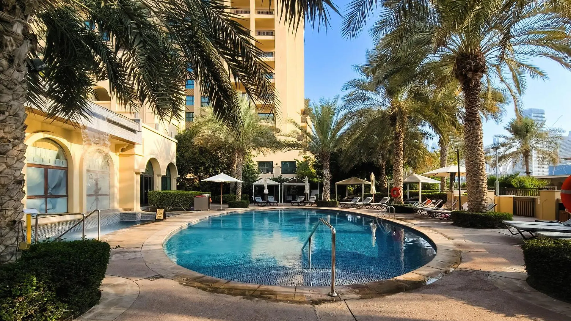 Spacious Family Apartment On The Palm Dubai