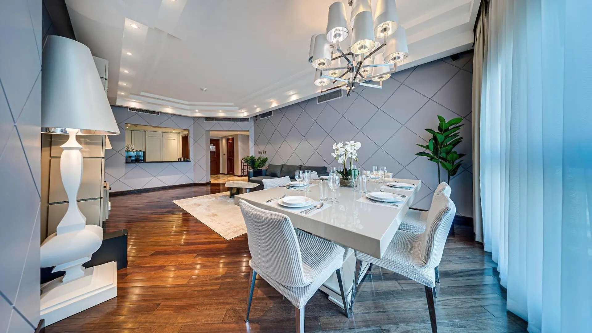 Spacious Family Apartment On The Palm Dubai 0*,  Emirados Árabes Unidos
