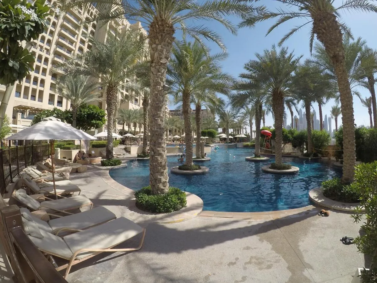 Spacious Family Apartment On The Palm Dubai Emirados Árabes Unidos