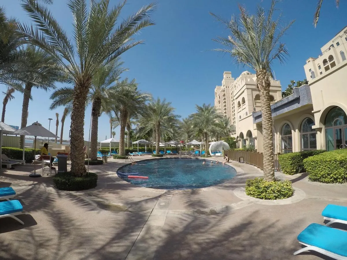 Spacious Family Apartment On The Palm Dubai